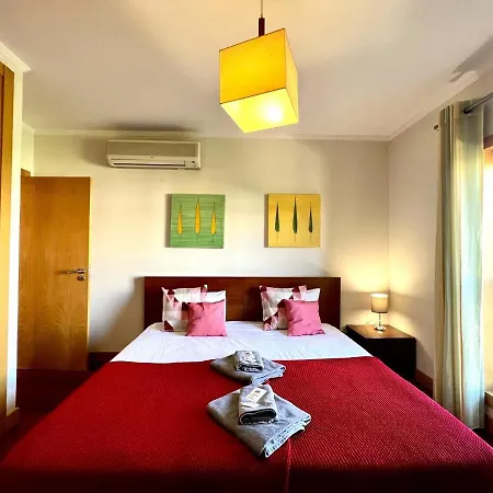 Modern 3 With Pool By Homing Apartment *