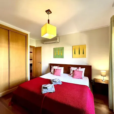 Modern 3 With Pool By Homing Apartment