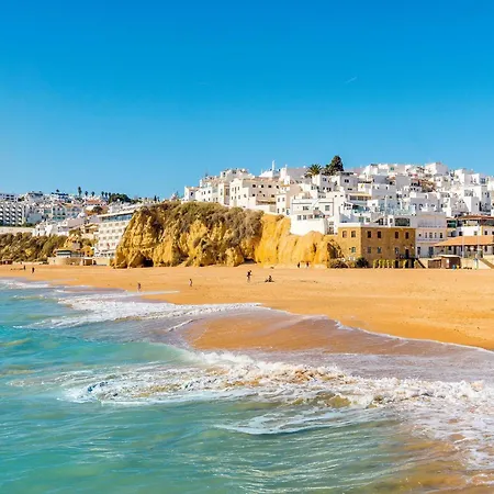Modern 3 With Pool By Homing Albufeira
