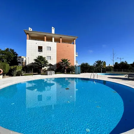 Modern 3 With Pool By Homing