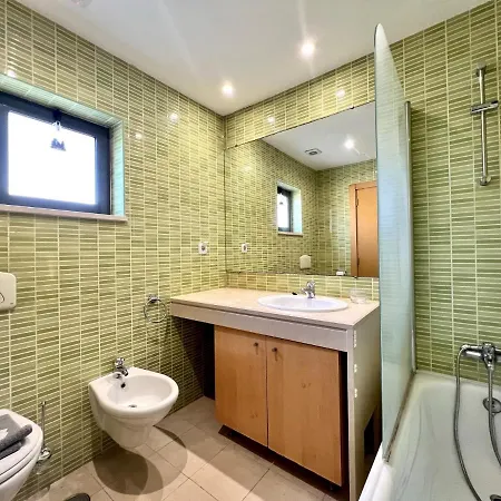 Апартаменты Modern 3 With Pool By Homing *