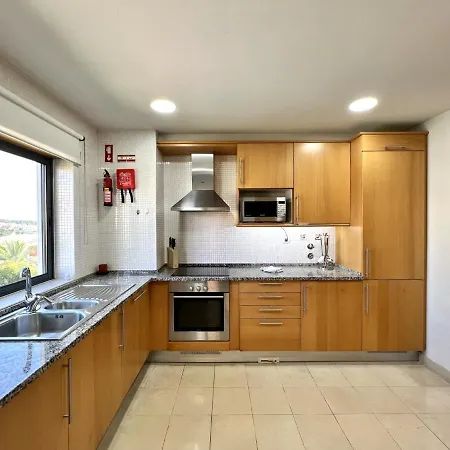 Апартаменты Modern 3 With Pool By Homing *